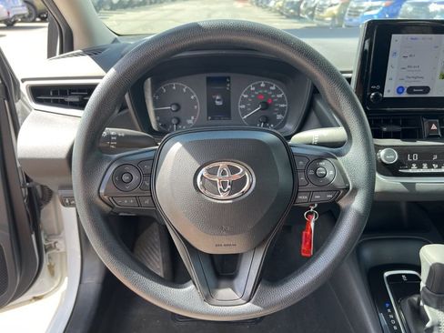 Used 2024 Toyota Corolla LE image 11