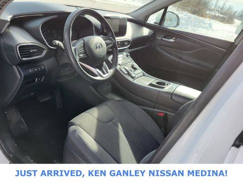 Used 2023 Hyundai Santa Fe SEL image 9