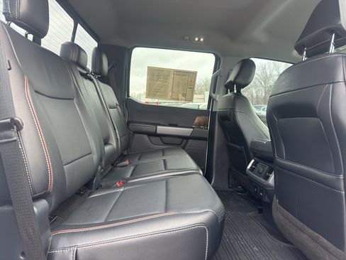 Used 2021 Ford F150 Lariat w/ FX4 Off-Road Package AWD/4WD image 17