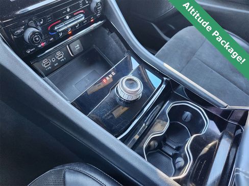 Certified 2022 Jeep Grand Cherokee L Laredo image 21