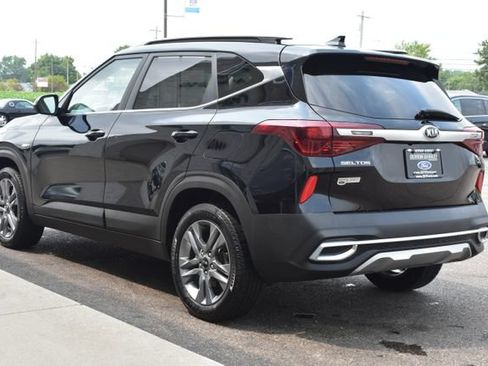 Used 2021 Kia Seltos S AWD/4WD image 13