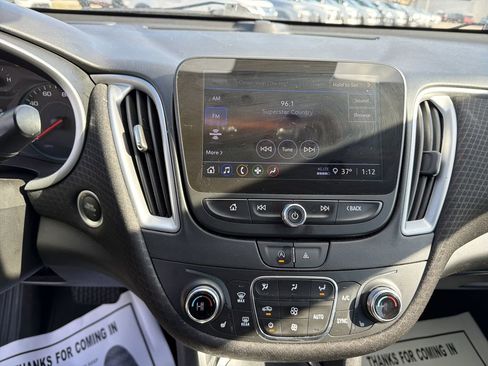 Used 2023 Chevrolet Malibu LT image 20