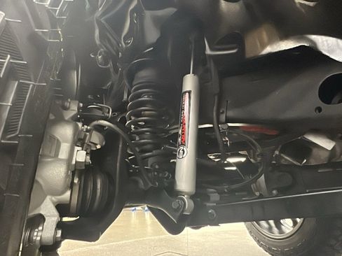 Used 2024 Jeep Wrangler Unlimited Sahara w/ Safety Group image 16