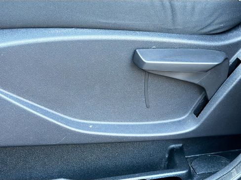 Used 2017 Ford Escape S image 23