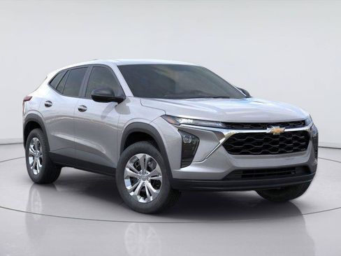 New 2026 Chevrolet Trax LS w/ Driver Confidence Package FWD image 1