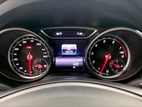 Used 2018 Mercedes-Benz CLA 250 image 21