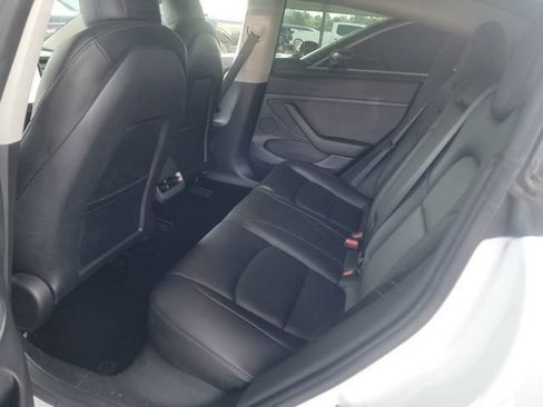 Used 2022 Tesla Model 3 Long Range AWD/4WD image 7