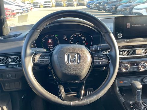 Used 2025 Honda Civic Sport image 12