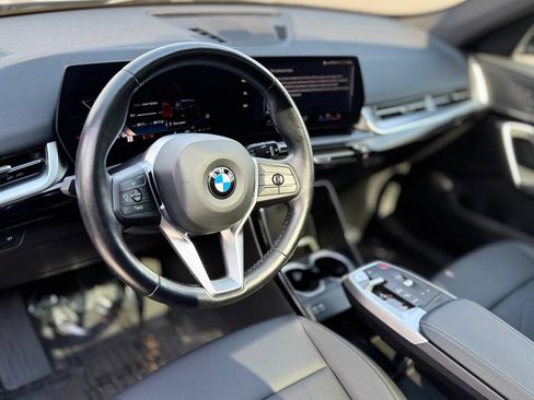 Used 2023 BMW X1 xDrive28i AWD/4WD image 16