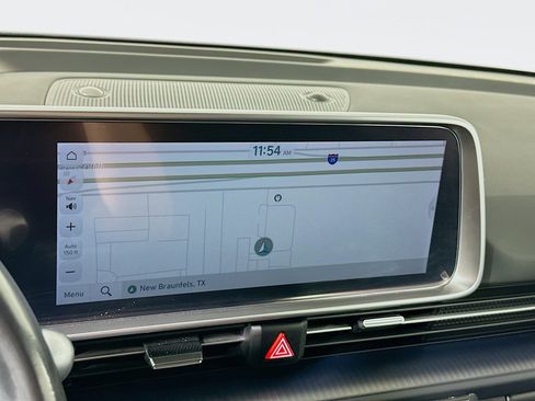 Used 2024 Hyundai Ioniq 6 SE RWD image 21