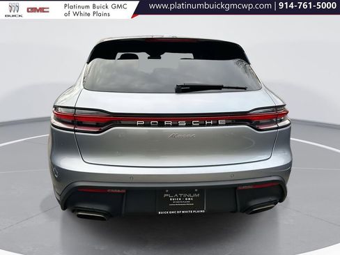 Used 2023 Porsche Macan image 4