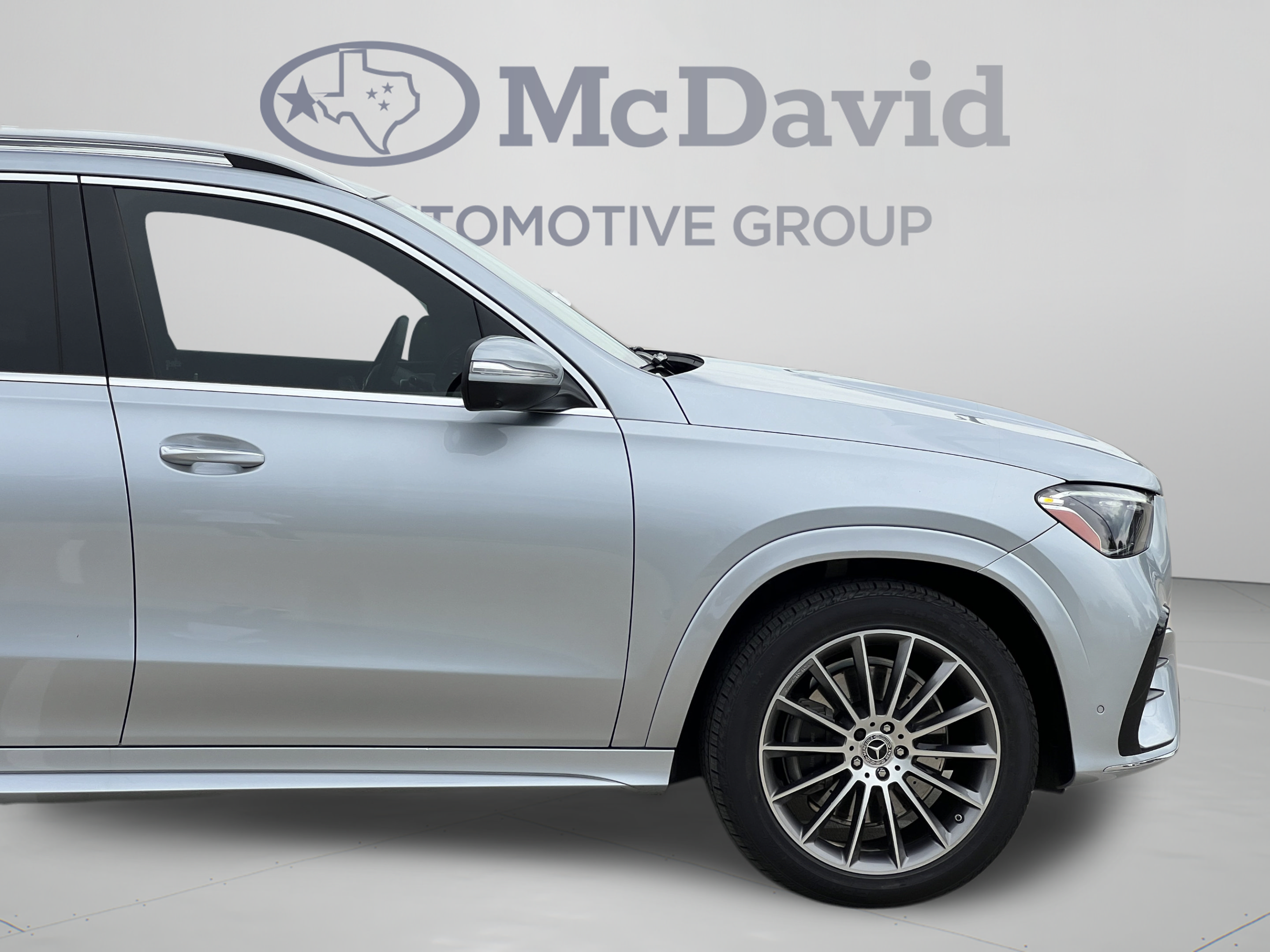 Used 2024 Mercedes-Benz GLE 450 4MATIC image 33