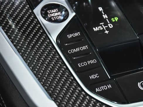 Used 2022 BMW X5 M50i w/ Executive Package image 39