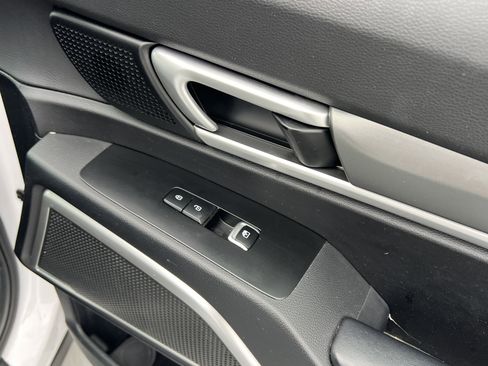 Used 2022 Kia Telluride S image 16