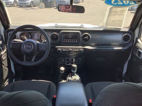 Used 2023 Jeep Wrangler Sport S image 6