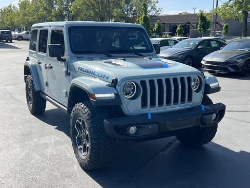 Used 2023 Jeep Wrangler Unlimited Rubicon 4xe w/ Steel Bumper Group AWD/4WD image 4