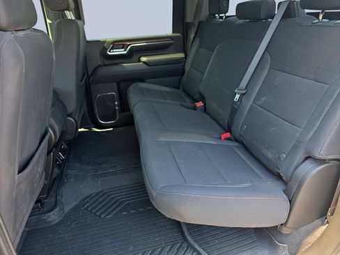 Used 2024 Chevrolet Silverado 2500 LT AWD/4WD image 28