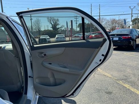 Used 2009 Toyota Corolla LE FWD image 13