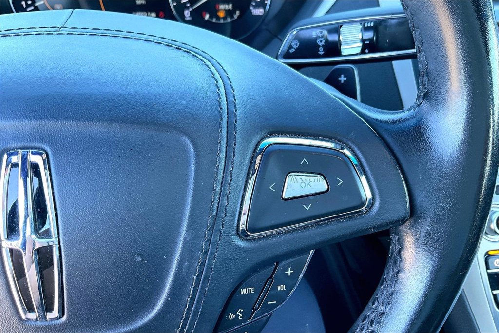 Used 2019 Lincoln MKZ Reserve w/ Reserve Plus Package AWD/4WD image 18