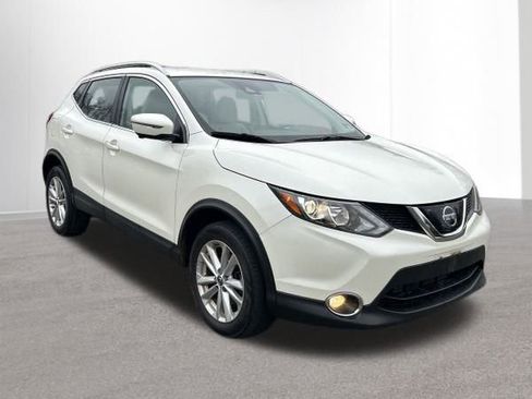 Used 2019 Nissan Rogue Sport SV w/ Technology Package image 4