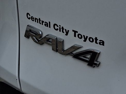 Used 2024 Toyota RAV4 XLE w/ Convenience Package FWD image 32