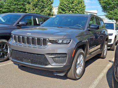 New 2025 Jeep Grand Cherokee Laredo X w/ Luxury Tech Group I