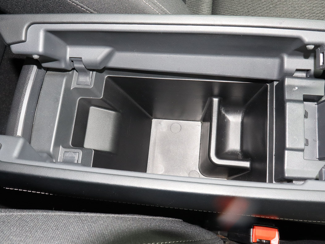 Used 2025 Nissan Rogue SV AWD/4WD image 22