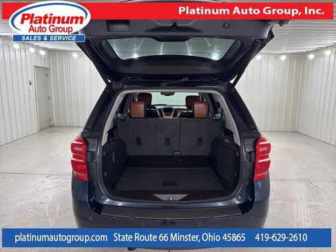 Used 2017 Chevrolet Equinox Premier w/ Enhanced Convenience Package image 29