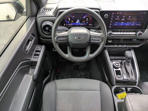 Certified 2024 Chevrolet Colorado Trail Boss w/ Technology Package image 17