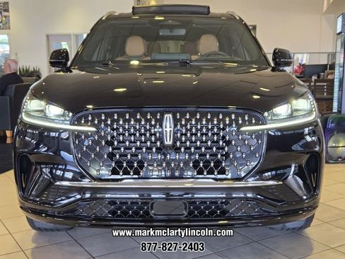 New 2026 Lincoln Aviator Black Label AWD/4WD image 15