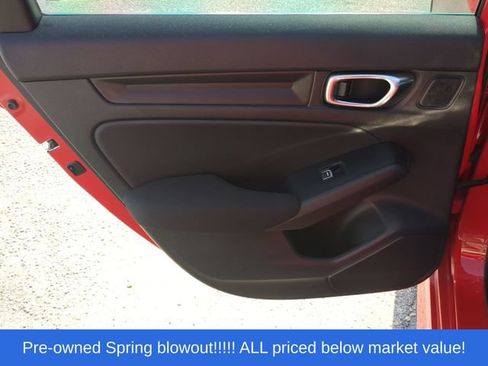 Used 2025 Honda Civic Sport image 32