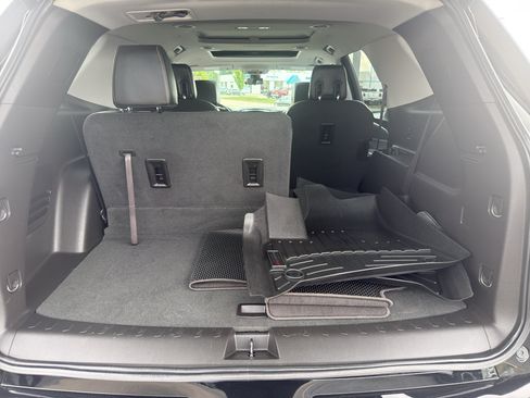 Certified 2018 Chevrolet Traverse Premier w/ Redline Edition AWD/4WD image 37
