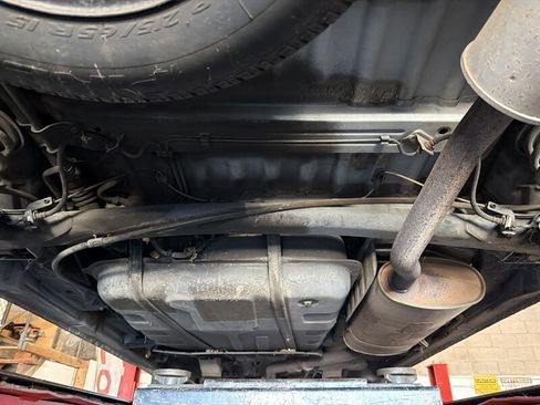 Used 1998 Toyota Sienna LE image 13