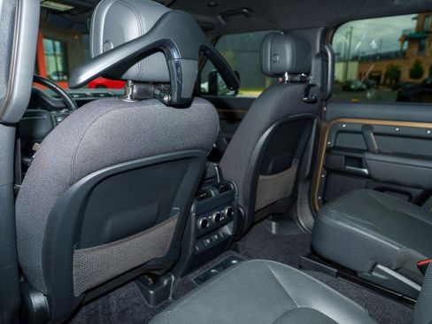 Used 2025 Land Rover Defender 130 X image 14