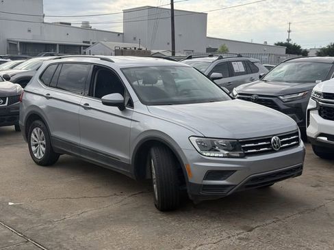 Used 2019 Volkswagen Tiguan S image 8