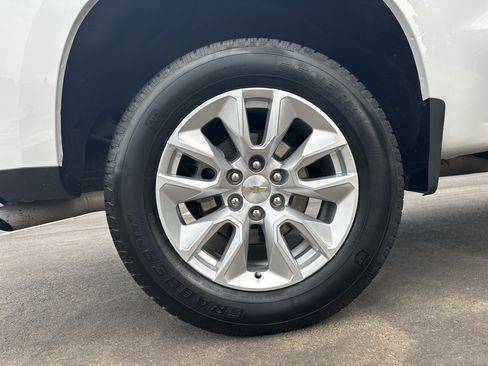 Used 2025 Chevrolet Silverado 1500 Custom RWD image 18
