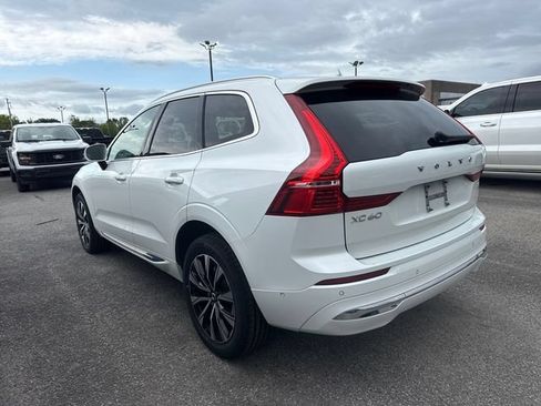 Used 2023 Volvo XC60 B5 Plus AWD/4WD image 3
