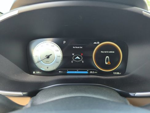 Used 2023 Hyundai Santa Fe Calligraphy FWD image 45