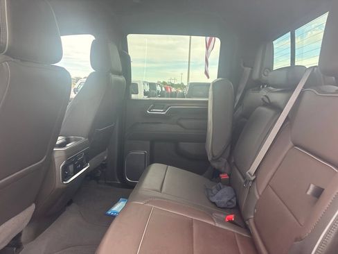 Used 2024 GMC Sierra 2500 Denali w/ Denali Reserve Package AWD/4WD image 15