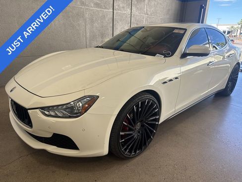 Used 2017 Maserati Ghibli S image 1