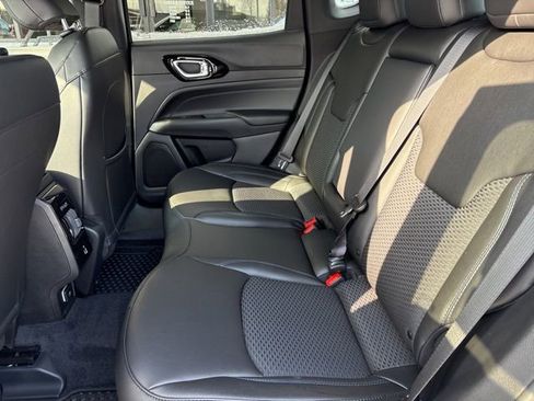 New 2026 Jeep Compass Latitude AWD/4WD image 15
