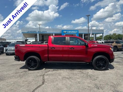 Used 2026 Chevrolet Silverado 1500 LT Trail Boss w/ Safety Package AWD/4WD image 2