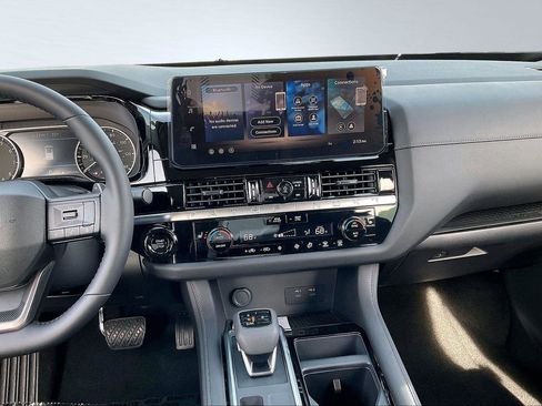 New 2026 Nissan Pathfinder SV image 8