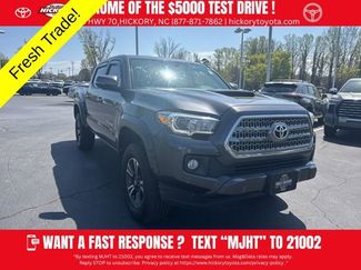 Used 2017 Toyota Tacoma TRD Sport video 1