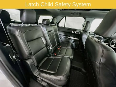 Certified 2023 Ford Explorer XLT w/ Equipment Group 202A AWD/4WD image 34