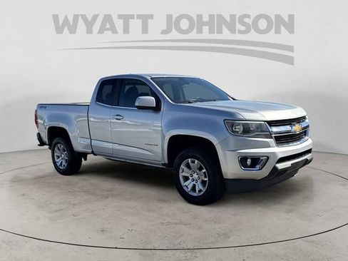 Used 2018 Chevrolet Colorado LT w/ LT Convenience Package AWD/4WD image 7