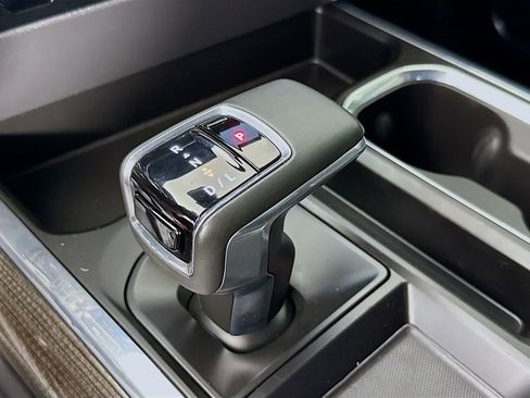 Used 2023 Chevrolet Silverado 1500 LT Trail Boss w/ LT Trail Boss Premium Package AWD/4WD image 22