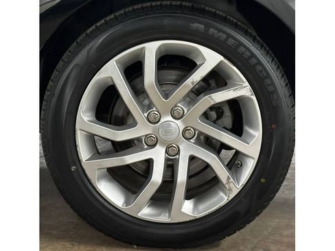 Used 2015 Land Rover LR4 HSE LUX image 11