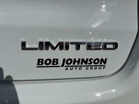 Used 2026 Jeep Compass Limited AWD/4WD image 9