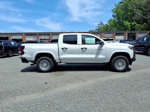 New 2026 Chevrolet Colorado W/T RWD image 21